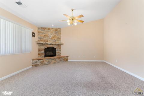 17300 Atoka Dr, Tehachapi, CA 93561 photo 6