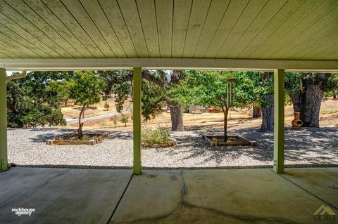 17300 Atoka Dr, Tehachapi, CA 93561 photo 18