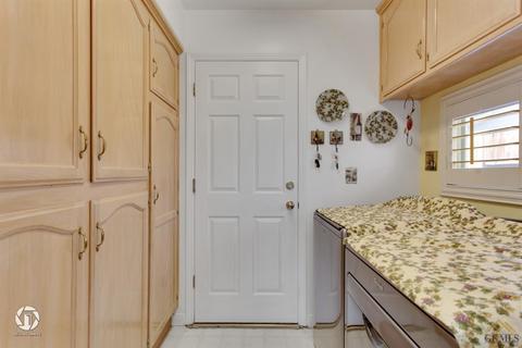 9012 Winlock St, Bakersfield, CA 93312 photo 22
