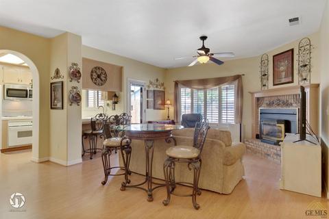 9012 Winlock St, Bakersfield, CA 93312 photo 7