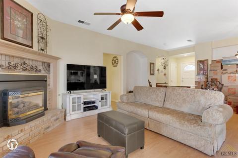 9012 Winlock St, Bakersfield, CA 93312 photo 12