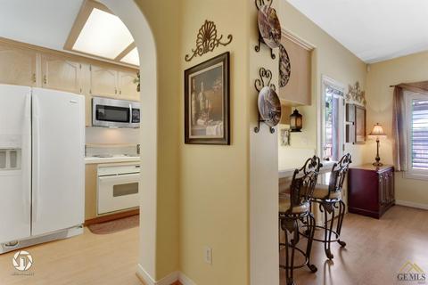 9012 Winlock St, Bakersfield, CA 93312 photo 15