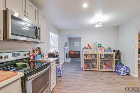 209 Ash St, Taft, CA 93268 photo 14