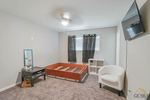 209 Ash St, Taft, CA 93268 photo 17