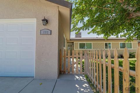 209 Ash St, Taft, CA 93268 photo 4