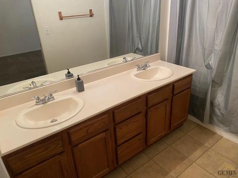 7417 Stone Breakers Ave, Bakersfield, CA 93313 photo 14