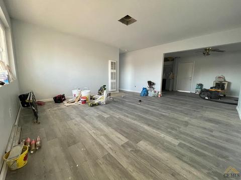 219 Monroe St, Taft, CA 93268 photo 5