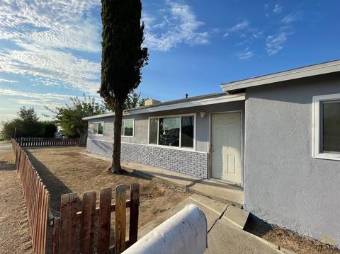 219 Monroe St, Taft, CA 93268 photo 3