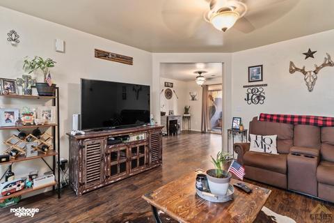 405 Taylor St, Taft, CA 93268 photo 14