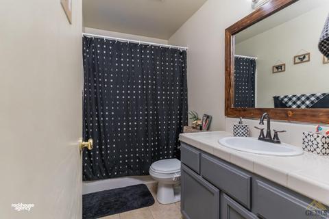 405 Taylor St, Taft, CA 93268 photo 7
