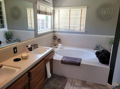 10600 Eagle Ranch Dr, Bakersfield, CA 93312 photo 13