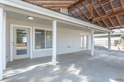 27900 Rustler Ave, Tehachapi, CA 93561 photo 6