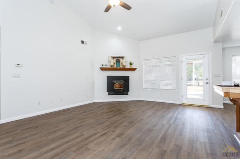 27900 Rustler Ave, Tehachapi, CA 93561 photo 12