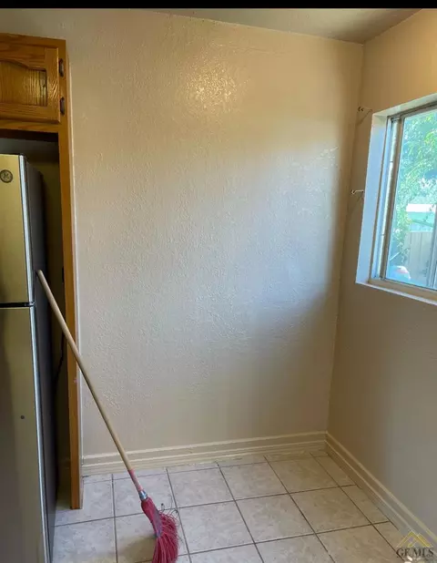 1942 5th St, Wasco, CA 93280 photo 5
