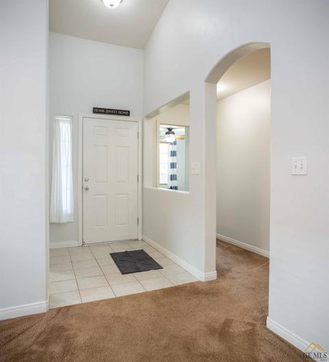 11713 Copernicus Ave, Bakersfield, CA 93312 photo 2