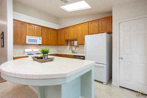 11713 Copernicus Ave, Bakersfield, CA 93312 photo 8