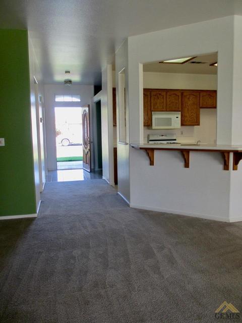 1246 Mission Dr, Lemoore, CA 93245 photo 6