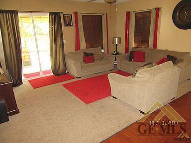 1449 La Lila, Arvin, CA 93203 photo 2