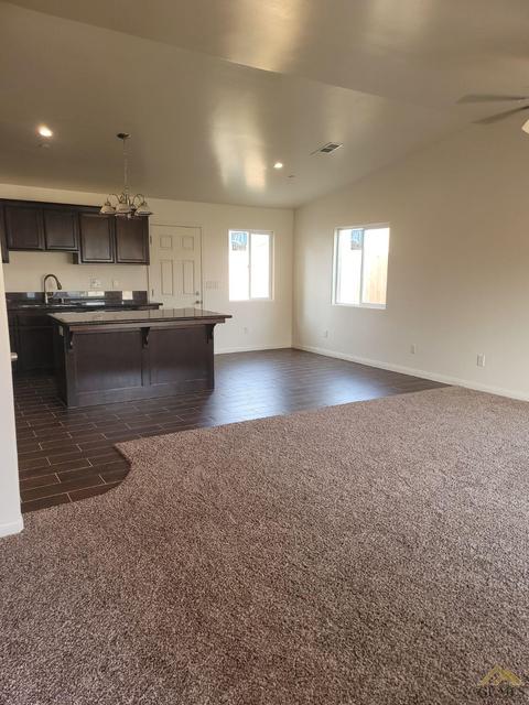 3511 Elda Ave, Bakersfield, CA 93307 photo 2