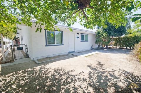 1027 15th St, Wasco, CA 93280 photo 3