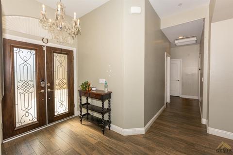 402 Palm St, Taft, CA 93268 photo 6