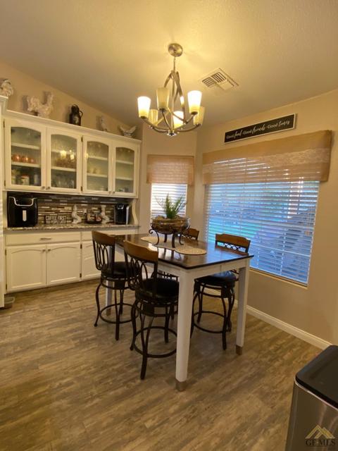 449 Terrace Dr, Taft, CA 93268 photo 7