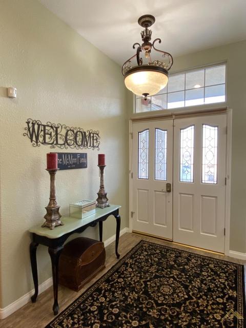 449 Terrace Dr, Taft, CA 93268 photo 5