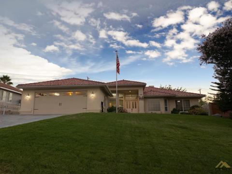 449 Terrace Dr, Taft, CA 93268 photo 1