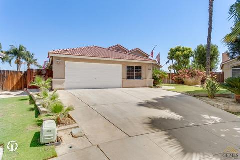 8906 Red River Ct, Bakersfield, CA 93312 photo 2