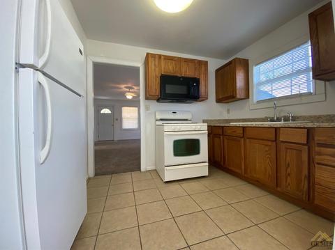320 E St, Taft, CA 93268 photo 10