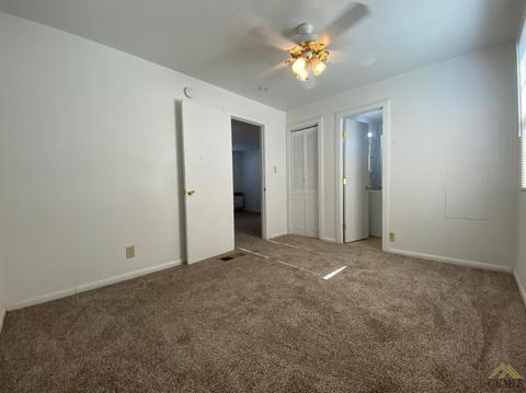 320 E St, Taft, CA 93268 photo 5