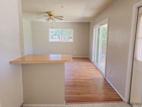925 Mammoth Ave, Bakersfield, CA 93308 photo 5