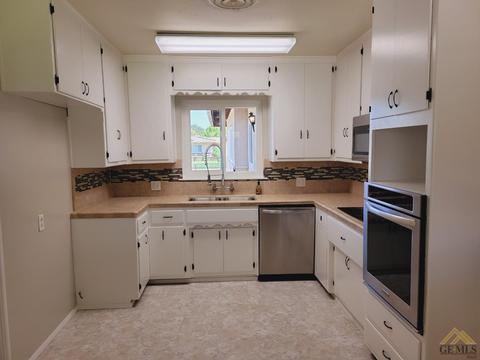 925 Mammoth Ave, Bakersfield, CA 93308 photo 2