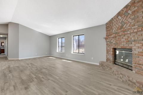 22550 Camp Dr, Tehachapi, CA 93561 photo 12