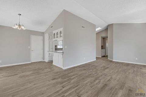 22550 Camp Dr, Tehachapi, CA 93561 photo 11