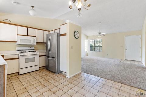 204 Chestnut Ct, Tehachapi, CA 93561 photo 9