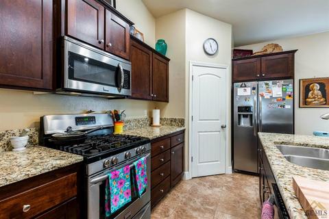 9603 Tonset St, Bakersfield, CA 93313 photo 12