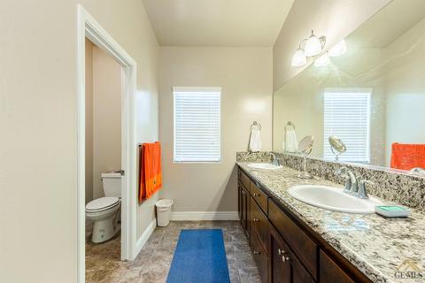 9603 Tonset St, Bakersfield, CA 93313 photo 17