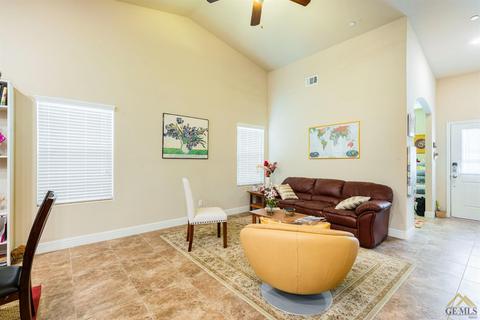 9603 Tonset St, Bakersfield, CA 93313 photo 5