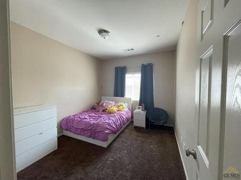 205 E Thunder Gulch Dr, Bakersfield, CA 93307 photo 13