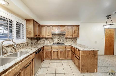 5249 Montecito Dr, Bakersfield, CA 93306 photo 9