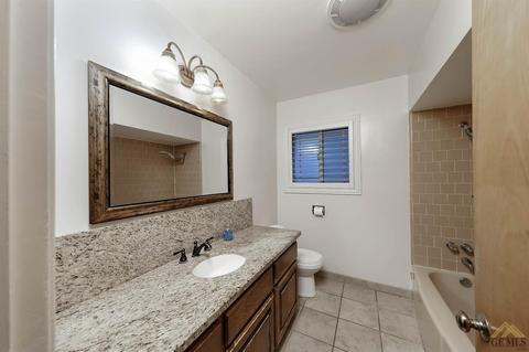 5249 Montecito Dr, Bakersfield, CA 93306 photo 14