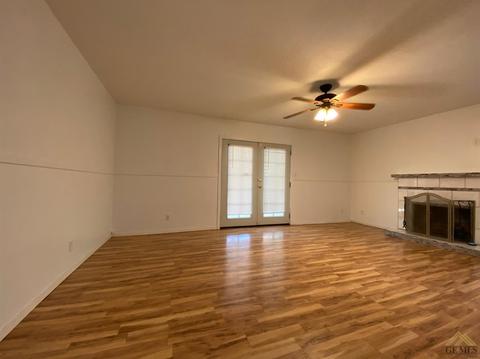 5 Victor St, Taft, CA 93268 photo 6