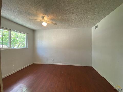 5 Victor St, Taft, CA 93268 photo 3