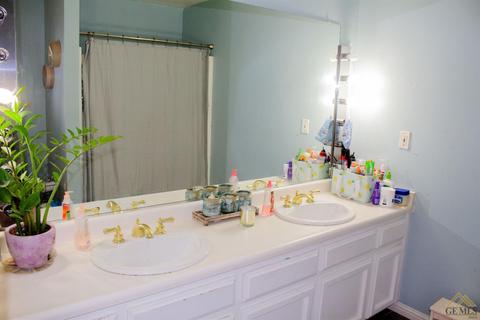 691 Becker Ave, Shafter, CA 93263 photo 17