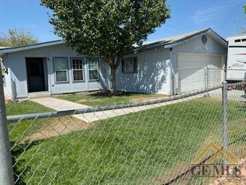 307 Fillmore St, Taft, CA 93268 photo 24