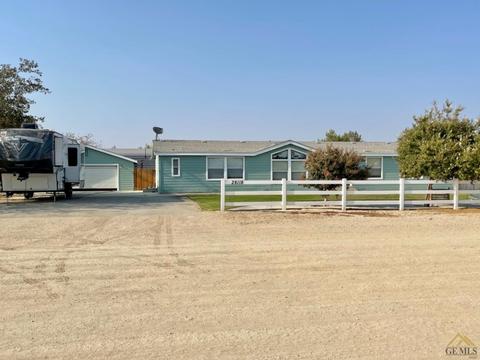 28118 Carousel Ave, Taft, CA 93268 photo 1