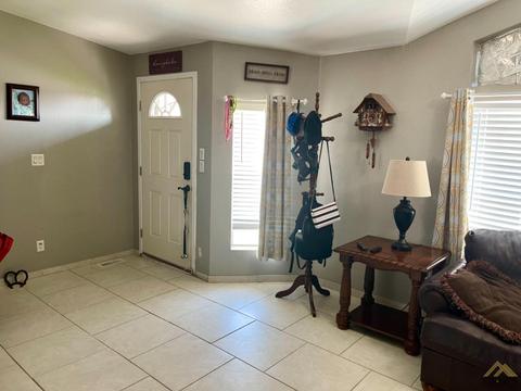 28118 Carousel Ave, Taft, CA 93268 photo 17