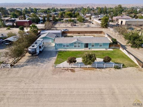 28118 Carousel Ave, Taft, CA 93268 photo 4