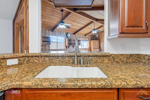 3913 Newcombe Ave, Bakersfield, CA 93313 photo 9